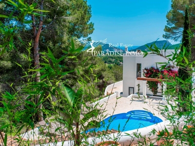 Chalet en venta en Santa Eulalia / Santa Eularia, Ibiza