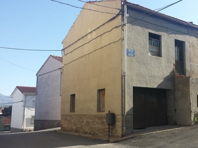 Casa en Venta en Villanueva de Ávila, Ávila