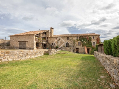 Casa rural de 1,540m² en venta en La Garrotxa, Girona