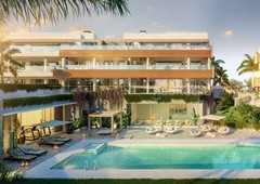 Apartamento con 2 habitaciones con parking, piscina, calefacción y aire acondicionado en Marbella