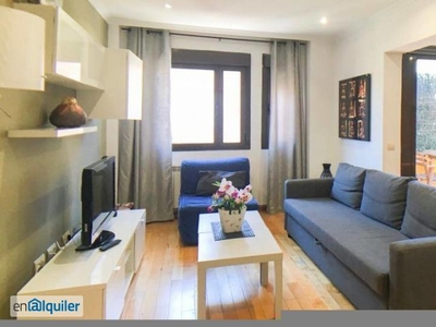 Apartamento de 2 dormitorios con aire acondicionado y 2 terrazas en alquiler en Retiro