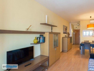 Apartamento de 3 dormitorios con terraza en alquiler en Hospitalet de Llobregat