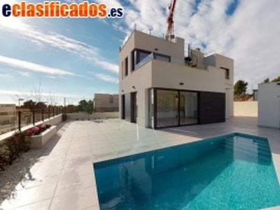 Casa-Chalet en Venta en..