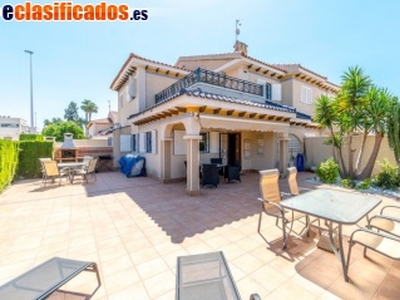 Casa de pueblo en Venta..