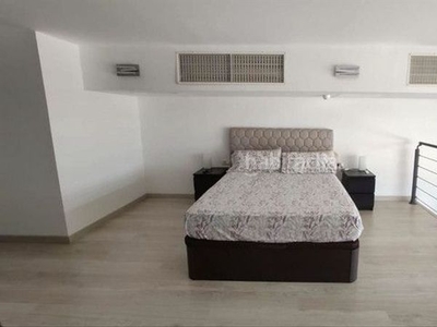 Loft en calle andarella precioso triplex-ático de 1 habitación y 2 baños en san isidre/ Vara de Quart. en Valencia