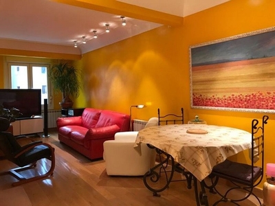 Alquiler de piso en Amara - Berri de 1 habitación con muebles y calefacción