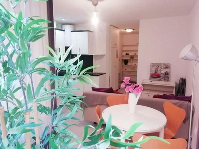 Alquiler de piso en Centro - Murcia de 1 habitación con terraza y muebles