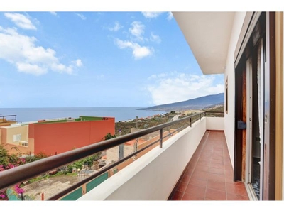 Casa con 4 habitaciones, amplio garaje y local en el Tablero, Santa Cruz de Tenerife
