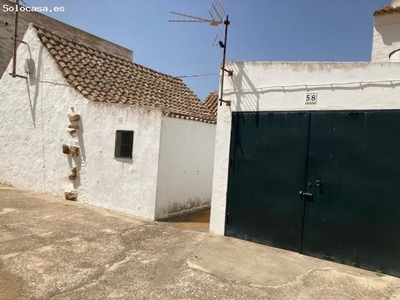 CASA CON TERRENO EN LA ZARZUELA