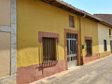 Casa en Valencia de Don Juan