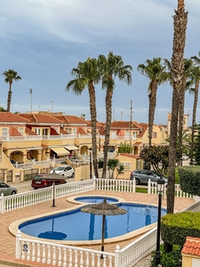 Alquiler de casa con piscina y terraza en Orihuela Costa, Agua Marina