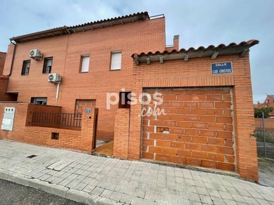 Casa adosada en venta en Calle Calle El Puntal