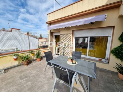 Casa unifamiliar en venta en Carrer del Montseny