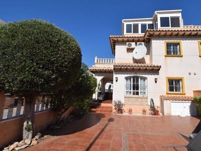 Chalet en venta en Cabo Roig, Orihuela, Alicante