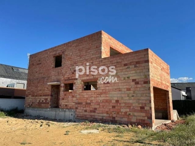 Chalet en venta en Calle Pegaso, 1