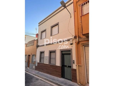 Piso en venta en Calle Santo Domingo Sabio