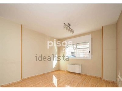 Piso en venta en Carrer de la Bisbal