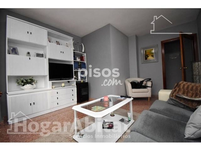 Piso en venta en Carrer de les Oliveres