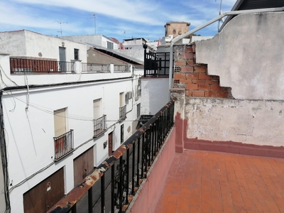 Venta de casa con terraza en El Carpio, CASCO URBANO