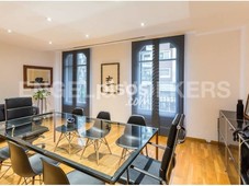 Piso en venta en Eixample en La Dreta de l'Eixample por 590.000 €