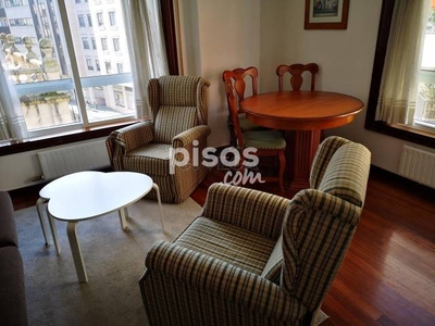 Apartamento en alquiler en Calle del Pintor Laxeiro, 28