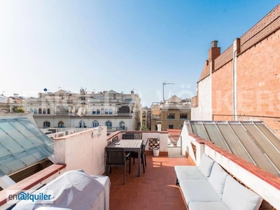 Ático con terraza en Eixample Dret