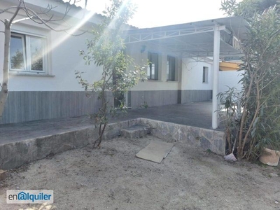 Casa / Chalet en alquiler en Paracuellos de Jarama de 63 m2