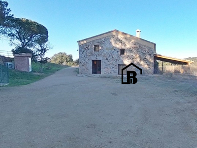 Casa con terreno en Llagostera