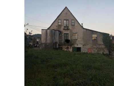 Casa para comprar en Puenteareas, España