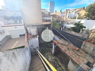 Piso en venta , con 168 m2 y 3 habitaciones y 1 baños. en Sabadell