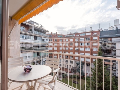 Piso excelente vivienda para reformar en turó parc en Barcelona