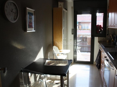 Piso impresionante ático-duplex con terraza-solarium, a nivel en Cornellà de Llobregat