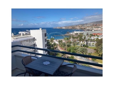 Simpático estudio con terraza, piscina climatizada y cerca de la playa en Puerto