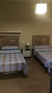 Alquiler de piso en calle Padre Lerchundi de 1 habitación con muebles y aire acondicionado