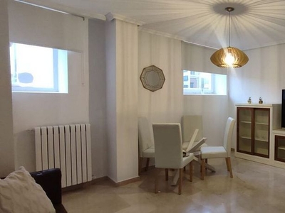 Alquiler de piso en Carretas - Huerta de Marzo - La Pajarita de 2 habitaciones con muebles y aire acondicionado