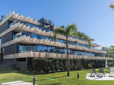 Alquiler de piso en El Padrón - El Velerín - Voladilla de 3 habitaciones con terraza y piscina