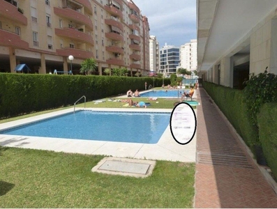 Alquiler de piso en Teatinos de 4 habitaciones con terraza y piscina