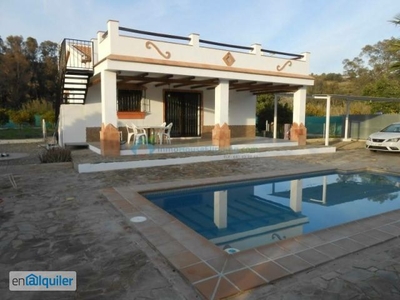 Alquimalaga alquila estupenda casa de campo con piscina a 8km de Coín