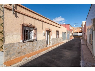 Casa en Venta en Alhama de Almería, Almería