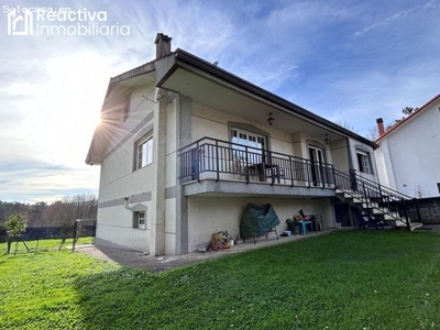 Casa en Venta en Amés, A Coruña