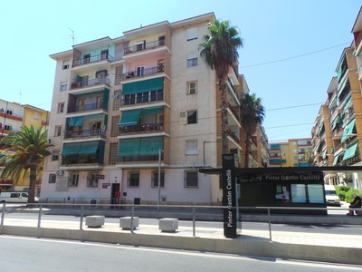 OPORTUNIDAD BANCARIA: Piso en Venta de 3 dormitorios a reformar en Alicante Venta Campoamor Carolinas Altozano