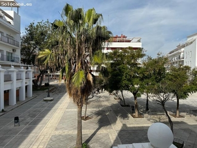 Oportunidad única: Vivienda en Plaza de las Infantas.