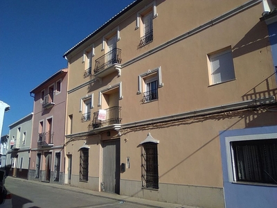 Piso en venta en Algimia de Alfara de 4 habitaciones con terraza y balcón