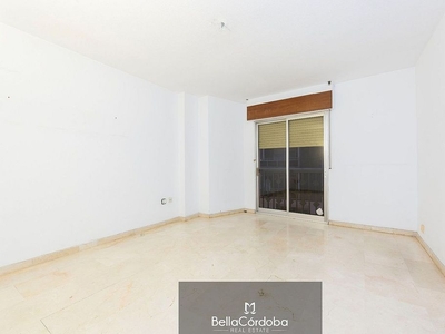 Piso en venta en Ollerías - San Cayetano de 2 habitaciones con terraza y aire acondicionado
