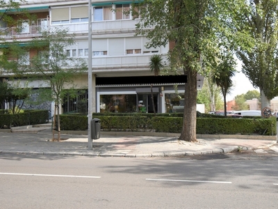 Local Comercial en venta, Latina - Las Aguilas, Madrid