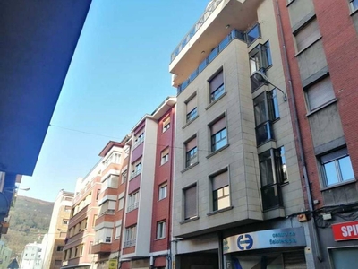 Venta Piso en Calle LEOPOLDO ALAS CLARIN. Mieres (Asturias). A reformar primera planta plaza de aparcamiento calefacción individual