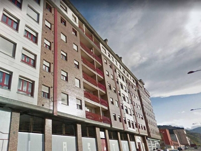 Venta Piso en Calle VALERIANO MIRANDA. Mieres (Asturias). Buen estado sexta planta plaza de aparcamiento con balcón calefacción individual