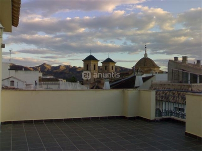 Alquiler de ático con terraza en Huércal-Overa