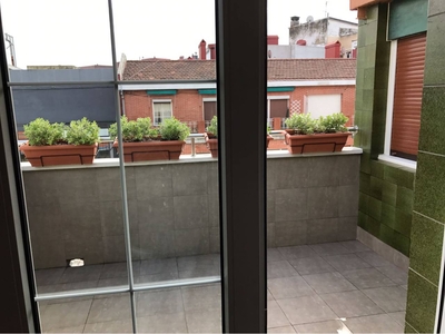Alquiler de ático con terraza en Indautxu (Bilbao)