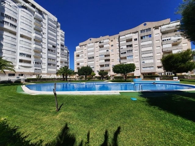 Apartamento bajo de dos dormitorio con garaje en cala de villajoyosa